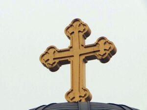 Obijena crkva kod Prištine, razbojnici odnijeli novčane priloge vjernika