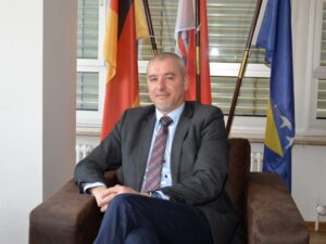 Kaluža: Marfi ne može da odlučuje ko će vršiti javnu funkciju u BiH