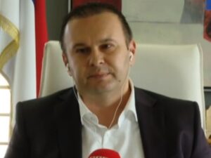 Ćosić: U ponedjeljak dignimo glas za zaštitu Srpske i njenih institucija