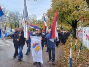 Mirno okupljanje Boračke organizacije Banjaluka kao odgovor SDP-u