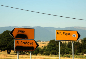“Brisanje ćiriličkih natpisa ne može izbrisati vjekovno trajanje Srba od Mostara do Drvara”