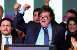 Novi predsjednik Argentine: Ima klonirane pse, obožava Trampa (VIDEO)