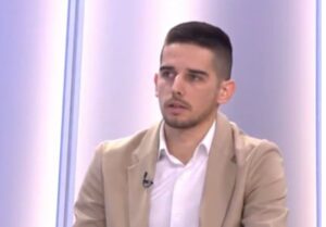 Simikić: Širom planete dešavaju se sukobi – svjedočimo svjetskoj podjeli teritorija