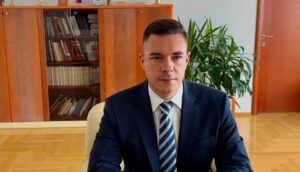 Bukejlović o Šmitu: Prijetnje opasne, posebno onih koji svoj legitimitet ne crpe u pravu