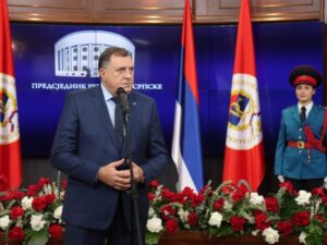 Uručena posthumna odlikovanja za borce, Dodik: Nastavljamo borbu za Srpsku