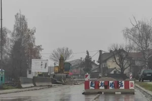 “Do Nove godine, ali malo morgen”: Mostić u Dervišima kao Skadar na Bojani, mještani nikom ne vjeruju
