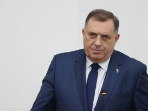 Dodik: Srpski narod će odluke o sebi donositi samostalno