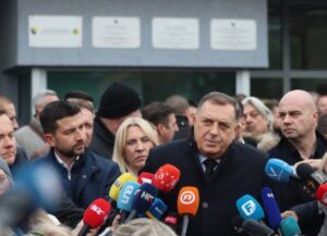 Odgođeno ročište u predmetu protiv Dodika i Lukića