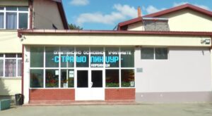 Novi pokušaj otmice kod škole u Makedoniji: Pokušali da ubace dva djeteta u vozilo