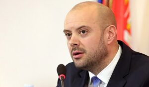 Radanović: Izmjena zakona o stanovima u FBiH nastavak otimanja imovine Srba