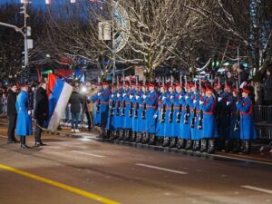Svečani defile počeo predajom raporta predsjedniku Srpske
