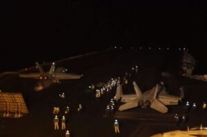Amerika i Britanija napale položaje Huta u Jemenu (VIDEO)