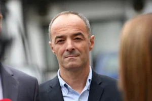 PUT U AMBIS: Dezerter Duduković zaposlio STOTINU novih radnika, Vodovod bilježi enormne gubitke