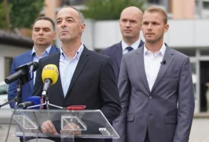 DRAŠKOVA SVITA VODI BANJALUKU U PROPAST: Duduković imao platu veću od premijera, a Vodovod grca u dugovima