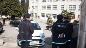 NESTALA DVOJICA MLADIĆA IZ STOCA: Iz kafića krenuli kući i od tada im se gubi svaki trag
