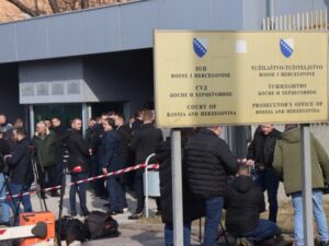 Ispred Suda BiH podrška predsjedniku Srpske