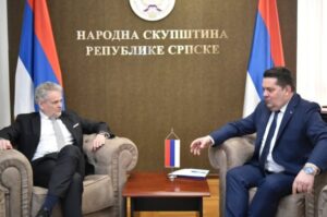 Stevandić sa Satlerom: Što prije zatvoriti OHR