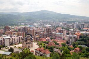 Protest Srba u Kosovskoj Mitrovici