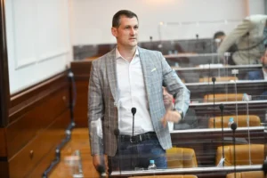 Neven Stanić u sukobu interesa; Mijenja privatnu nekretninu za nekretninu u svojini Grada Banjaluka uz podršku Stanivukovića