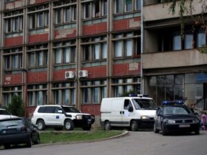 SRBI U SVE TEŽEM POLOŽAJU NA KiM: U 21. vijeku u Evropi nema hrane i lijekova za pacijente