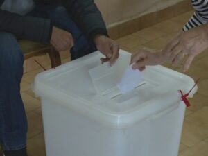 PARLAMENTARNI IZBORI U HRVATSKOJ: HDZ osvojio 61, SDP 42 mandata
