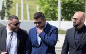 Ramo Isak u Srebrenicu vodio i ličnog frizera?