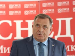 Dodik: Predlažemo svima da ne učestvujemo na izborima po nametnutim Šmitovim odlukama