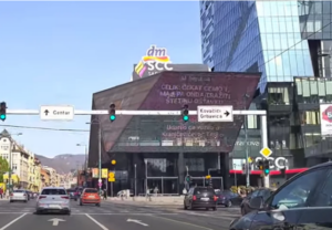 Ima li života za Srbe u Sarajevu: Majka i dijete brutalno napadnuti zbog majice “Delije sever”