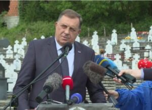 Dodik: Skrećemo pažnju na istorijsku nepravdu učinjenu srpskom narodu