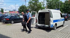 DETALJI UŽASA U MRKONJIĆU: Nastavnik pijan došao na nastavu, pa žrtvama rekao da se skinu gole