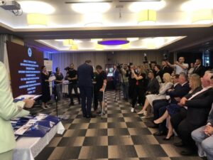 U Doboju svečano uručeni ključevi 134 stana za izbjegla i raseljena lica