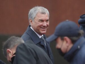 Volodin: Makron i Šolc su sramota za Evropu