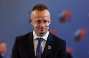 Sijarto: Zapad nije mogao da mi zabrani učešće na Forumu u Sankt Peterburgu