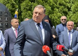 Dodik: Srpski narod nema dileme kad bira između slobode i ropstva
