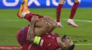Da li je ovo bio penal nad Mitrovićem?
