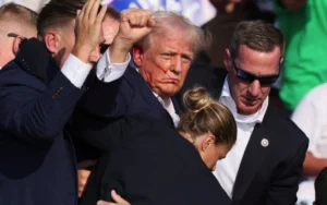 Američki izbori 2024: Tramp ranjen u pokušaju atentata, napadač ubijen