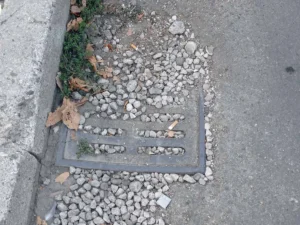 Milioni potrošeni na održavanje, a šahtovi začepljeni! Ovo je glavni razlog poplava u gradu