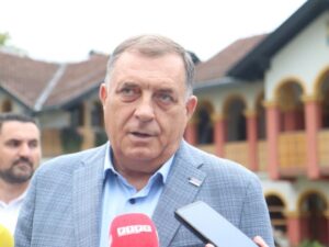 Dodik: Gradnja auto-puta i spajanje sa Srbijom prioritet i žila kucavica