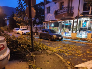 Snažno nevrijeme napravilo haos u Banjaluci