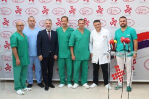 Svjetski stručnjaci na UKC Srpske – izvođenje minimalno invazivnih operacija na srcu