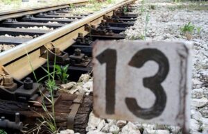 Užasni detalji nesreće na pruzi u Lazarevcu: Poginuli dječak (12) i djevojčica (14)