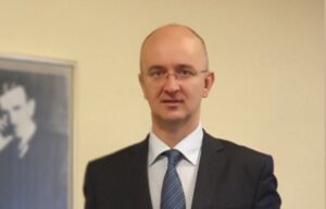 Mazalica: Crnadak koristi istu propagandu kao američka Ambasada