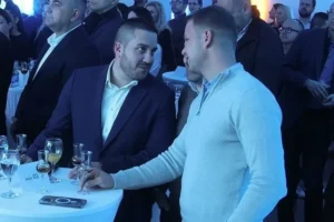 Kako izgleda kad pitaš gradončelnika gdje se nalaze navodni placevi za mlade bračne parove, a izda te Drina trećina?