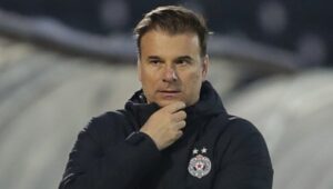 Aleksandar Stanojević podnio ostavku na mjestu trenera Partizana
