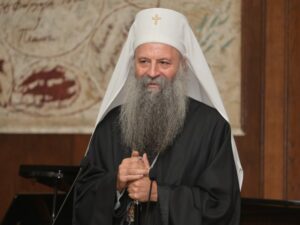 Patrijarh Porfirije osveštava Hram Svetog Nikolaja Čudotvorca u manastiru Rmanj; Prisustvuje Dodik