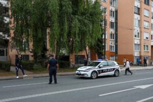 PUCNJAVA U SARAJEVU U SRED BIJELA DANA: Očevici prijavljuju rafalnu paljbu iz dva automobila