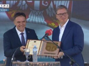 Vučiću uručena povelja opštine Stanari: “Srbija nastavlja da ulaže u Srpsku”