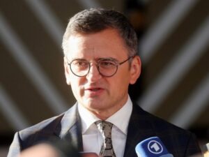 Više ukrajinskih zvaničnika podnijelo ostavku, među njima i Kuleba
