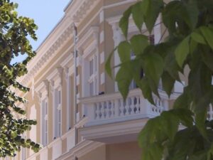 Vlada za obnovu kuće Milanovića dala 4,5 miliona maraka – grad još nije riješio ni imovinske odnose (VIDEO)
