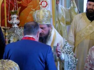 Predsjednik Srpske odlikovan Ordenom novomučenika bihaćko-petrovačkih
